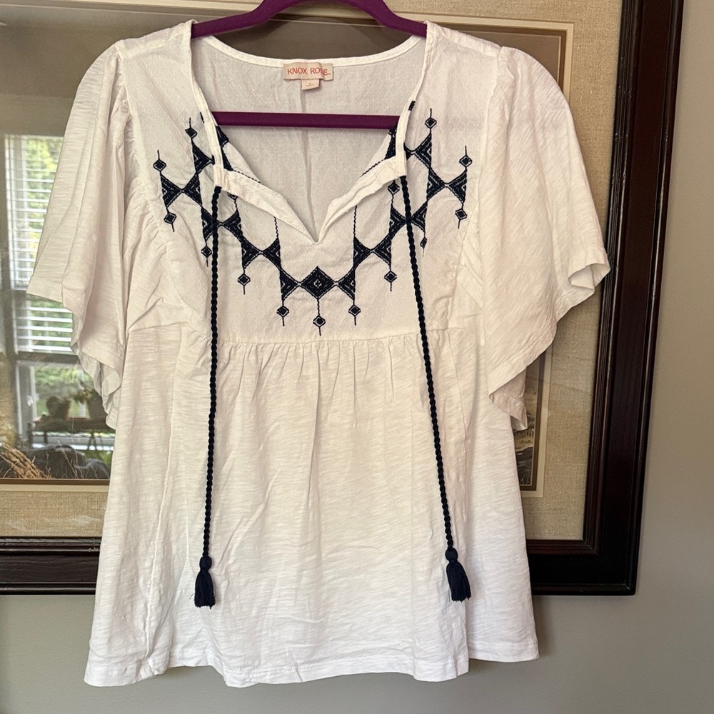 Knox Rose White Peasant Top with Navy Embroidery and Tassels